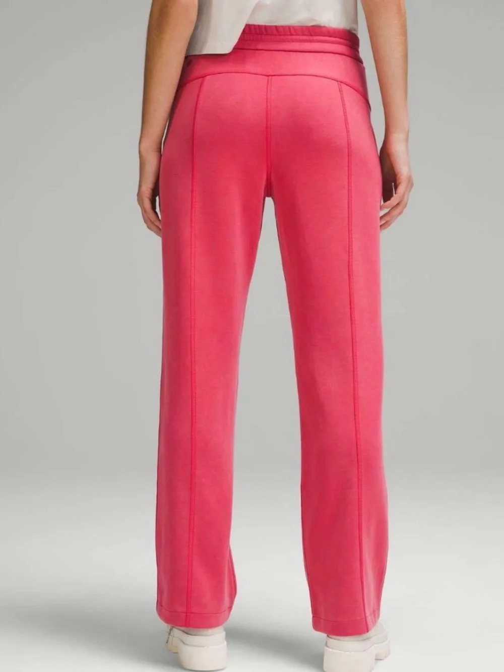 Lululemon Softstreme High-Rise Pant *Regular
Vintage Rose Size 6 - Picture 2 of 7